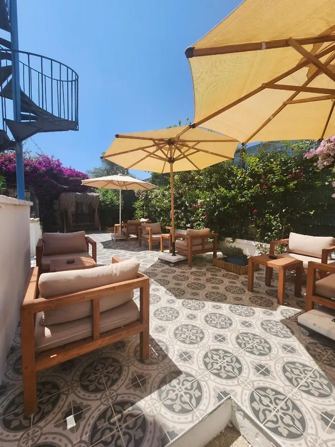 Tarcin Alacati Otel Hotel