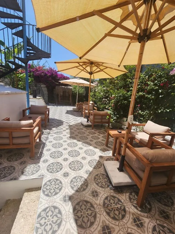 Hotel Tarcin Alacati Otel